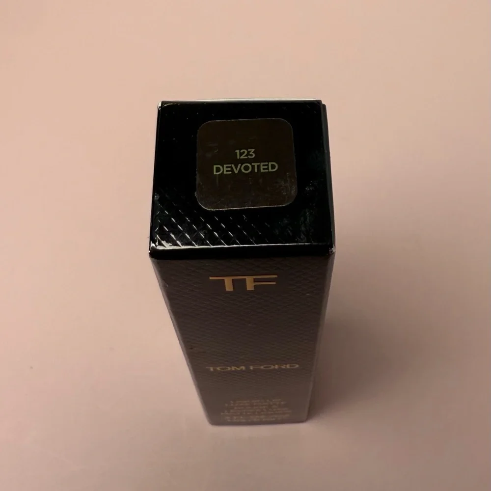 Tom Ford Luxe Matte Lipstick in Black